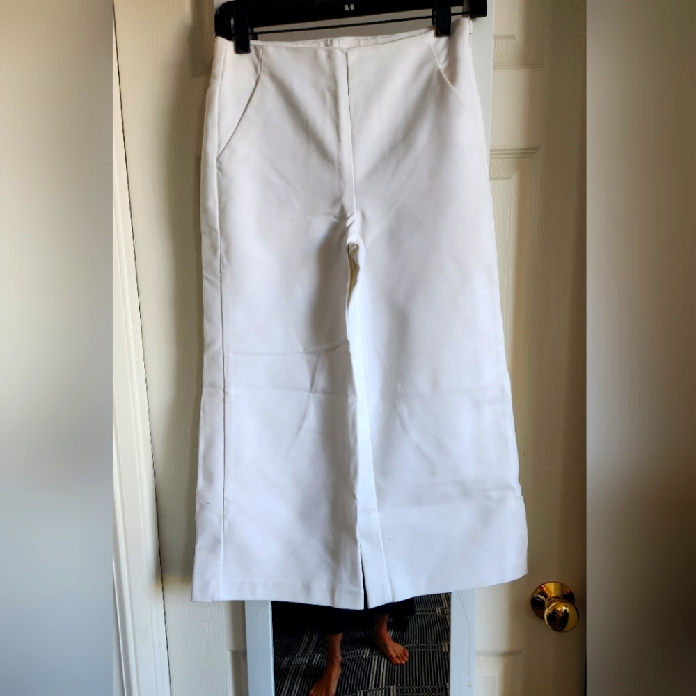 ecru White Cropped Wide-Leg Pants with Front Slits